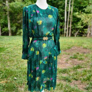 GORGEOUS Vintage 80's green pintucked floral shirt dress